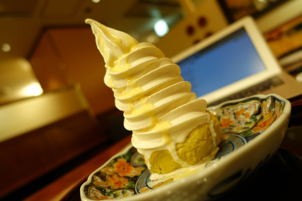 仕事帰りに麻布茶房でスイーツ(21時くらいw)